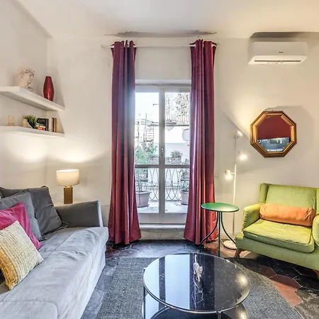 Aweshomeitaly - Spagna Glamour Life Penthouse Apartament *