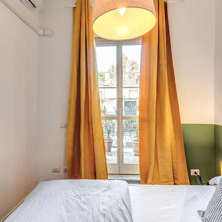 Aweshomeitaly - Spagna Glamour Life Penthouse Appartement *