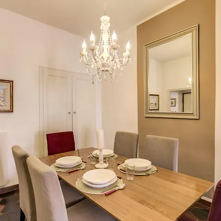 Aweshomeitaly - Spagna Glamour Life Penthouse 아파트 *